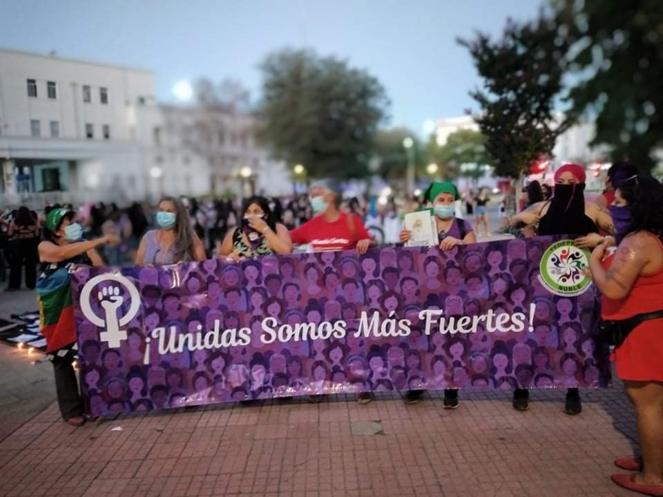 FEDEPRUS ÑUBLE se une a masiva marcha feminista del 8M
